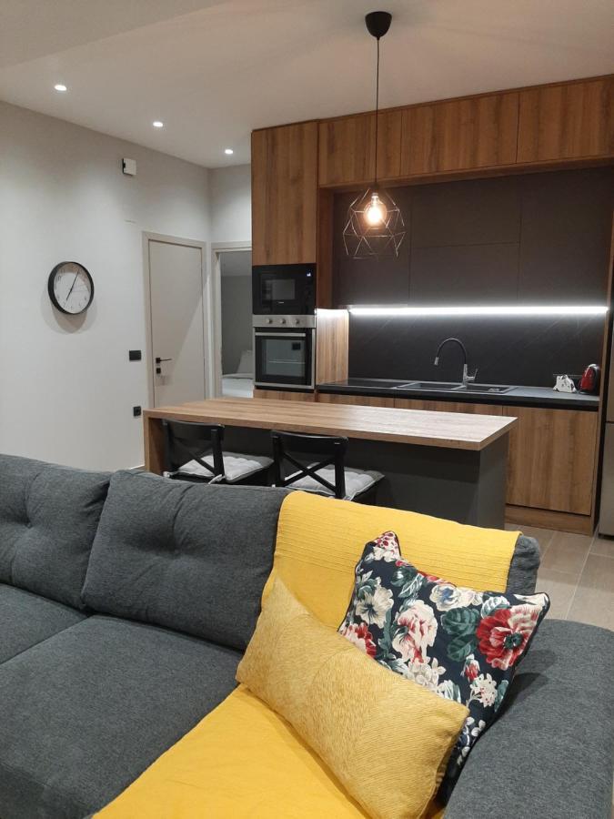 Lovely Guesthouse - 58M2 Mountain View 이오아니아 외부 사진