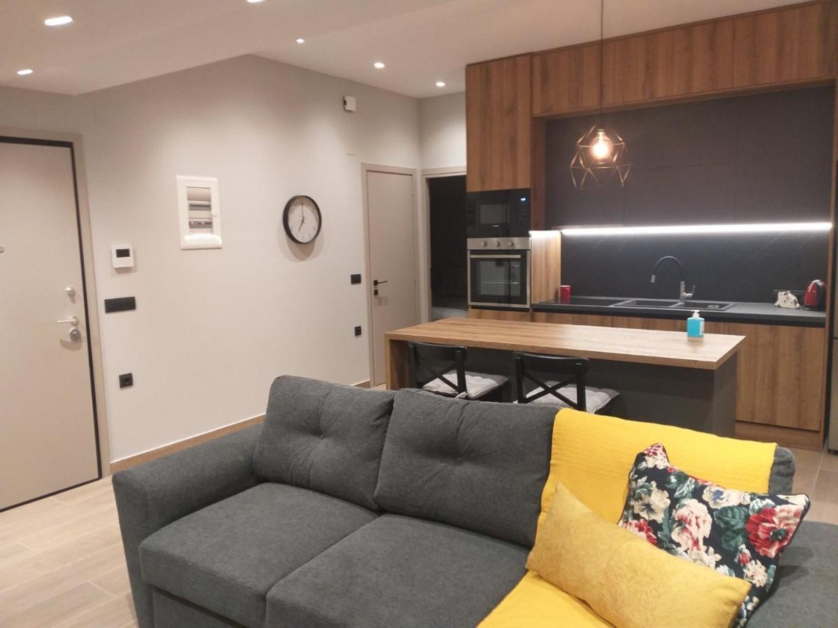 Lovely Guesthouse - 58M2 Mountain View 이오아니아 외부 사진