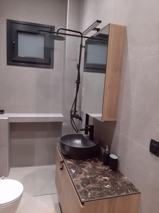 Lovely Guesthouse - 58M2 Mountain View 이오아니아 외부 사진