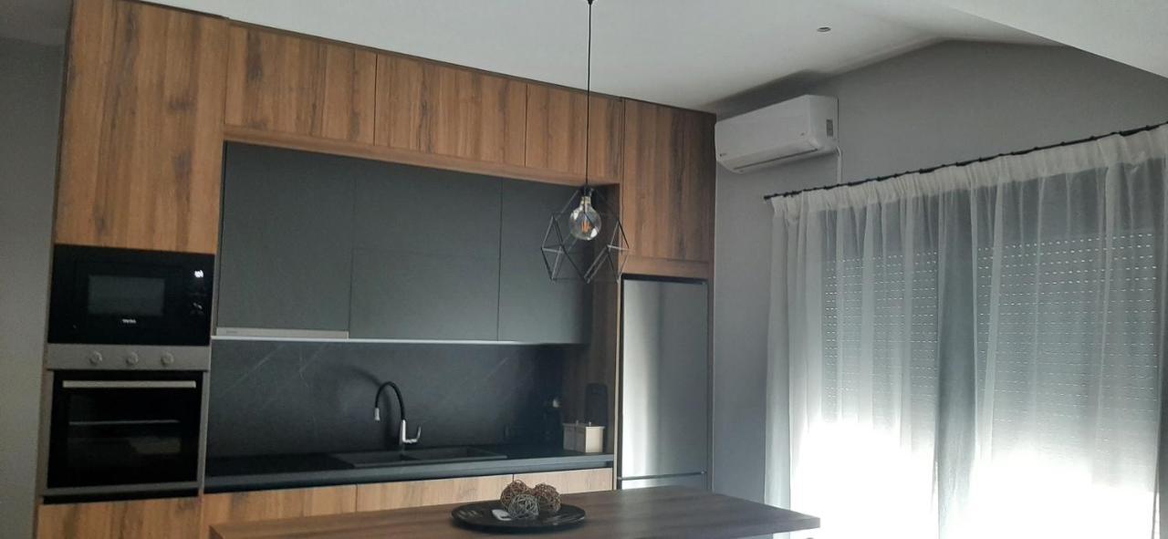 Lovely Guesthouse - 58M2 Mountain View 이오아니아 외부 사진