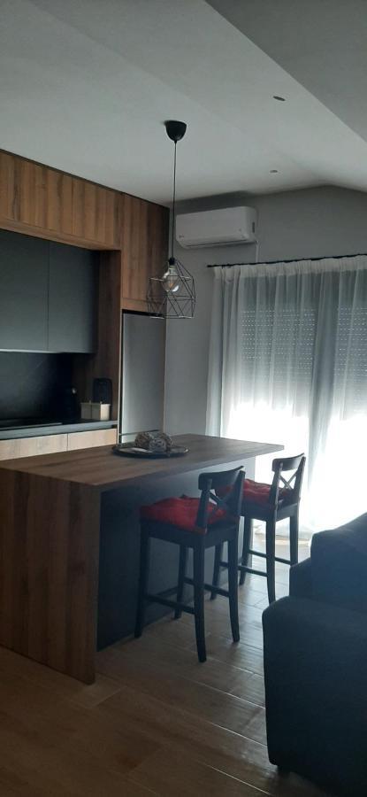 Lovely Guesthouse - 58M2 Mountain View 이오아니아 외부 사진