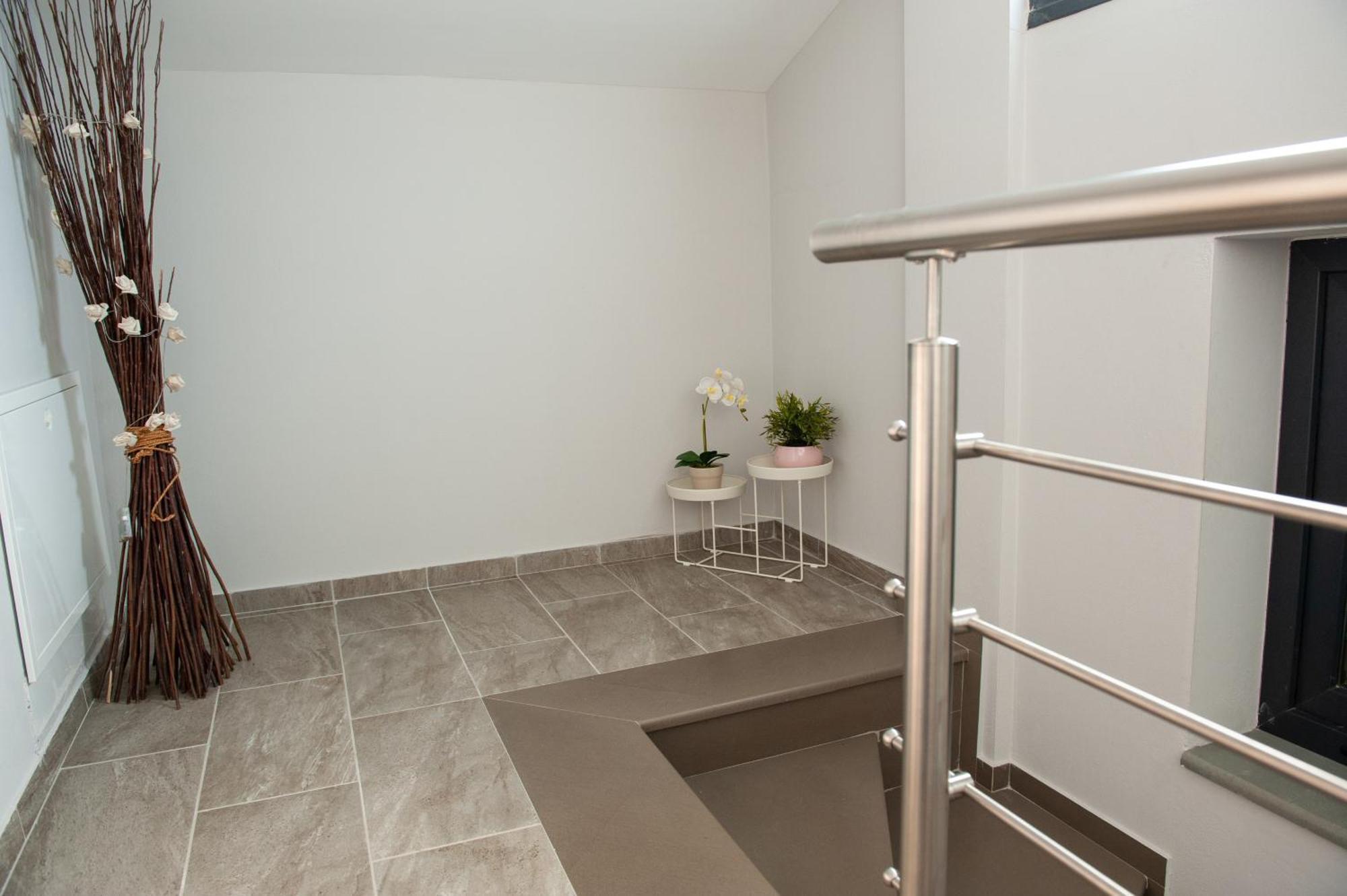 Lovely Guesthouse - 58M2 Mountain View 이오아니아 외부 사진