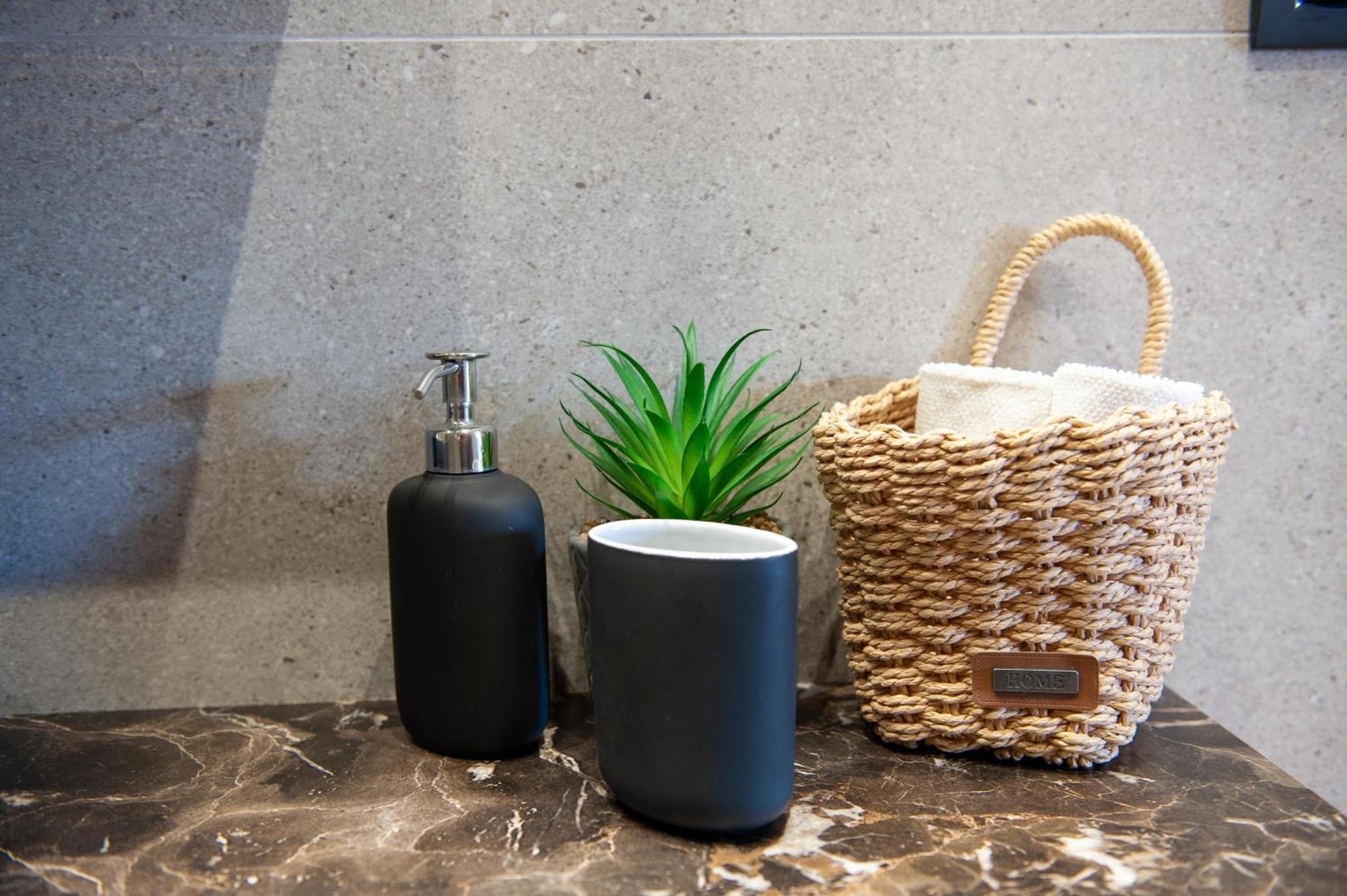 Lovely Guesthouse - 58M2 Mountain View 이오아니아 외부 사진