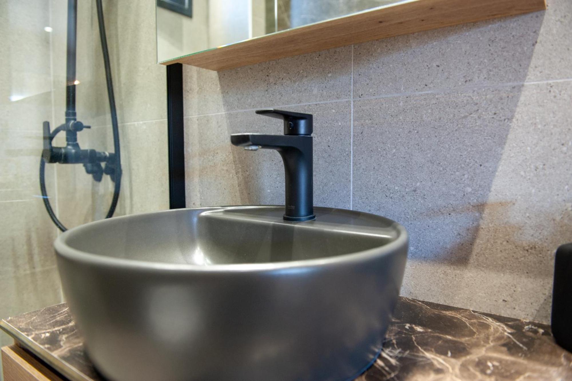 Lovely Guesthouse - 58M2 Mountain View 이오아니아 외부 사진