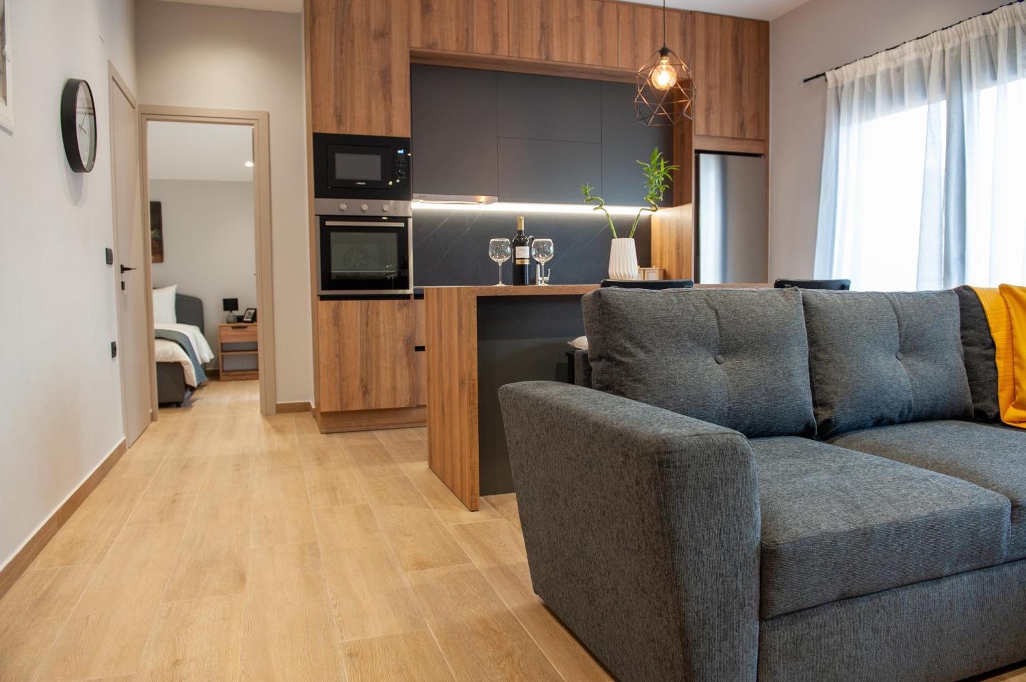 Lovely Guesthouse - 58M2 Mountain View 이오아니아 외부 사진